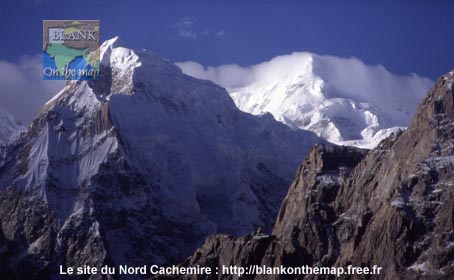 Fond d'écran montagnes du Cachemire