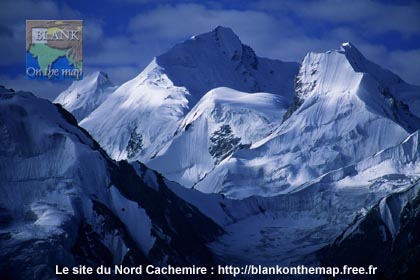 Fond d'écran montagnes du Cachemire